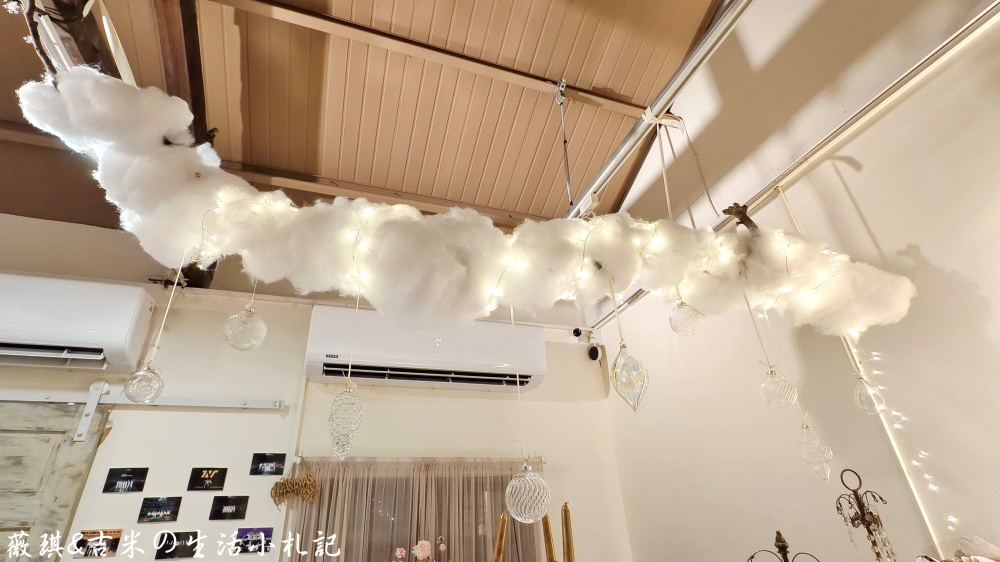 彰化咖啡┃Mor Coffee。彰化最有誠意咖啡店,特殊節日都有場景佈置,超有過節氣氛!餐點也很好吃喔! - 第5張圖