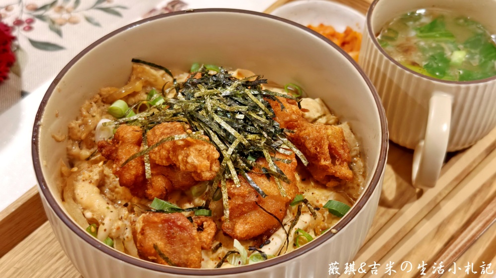 彰化咖啡┃Mor Coffee。彰化最有誠意咖啡店,特殊節日都有場景佈置,超有過節氣氛!餐點也很好吃喔! - 第12張圖