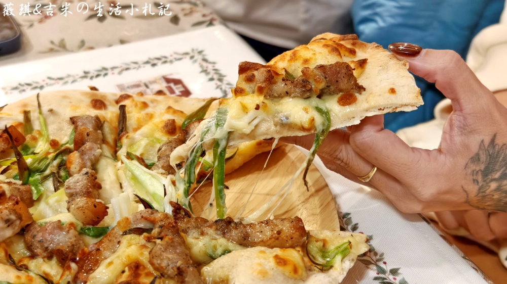 彰化咖啡┃Mor Coffee。彰化最有誠意咖啡店,特殊節日都有場景佈置,超有過節氣氛!餐點也很好吃喔! - 第18張圖