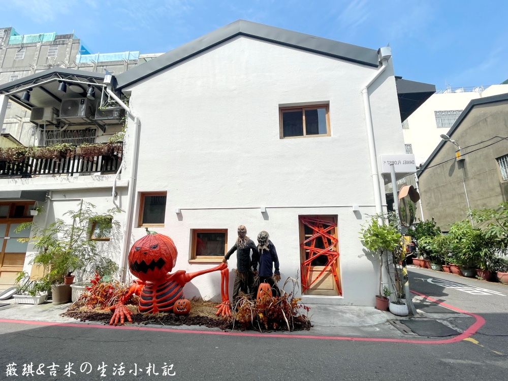 彰化咖啡┃Mor Coffee。彰化最有誠意咖啡店,特殊節日都有場景佈置,超有過節氣氛!餐點也很好吃喔! - 第32張圖